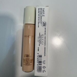 Gucci Éternité de Beauté Foundation Tester 132W 15ml / 0.5oz Full Size Matte